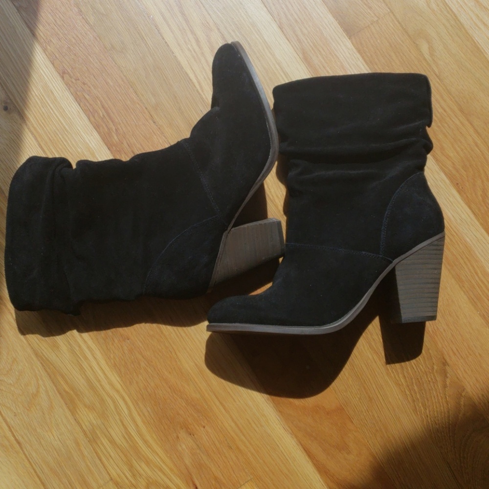 Aldo Suede Scrunch Boots Pull On Stlye